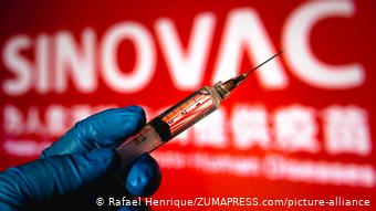 Δημόσιος διάλογος για τυχόν παρενέργειες του εμβολίου δεν γίνεται στην Κίνα