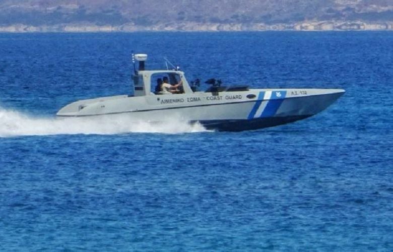 Θαλαμηγός προσάραξε στη Ρόδο με τρεις επιβαίνοντες ασφαλείς