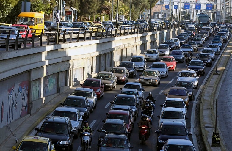 Μαζικά πρόστιμα για οχήματα χωρίς ασφάλιση και ΚΤΕΟ